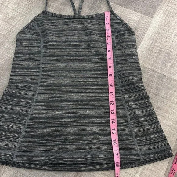 under armour workout tank - Picture 5 of 7